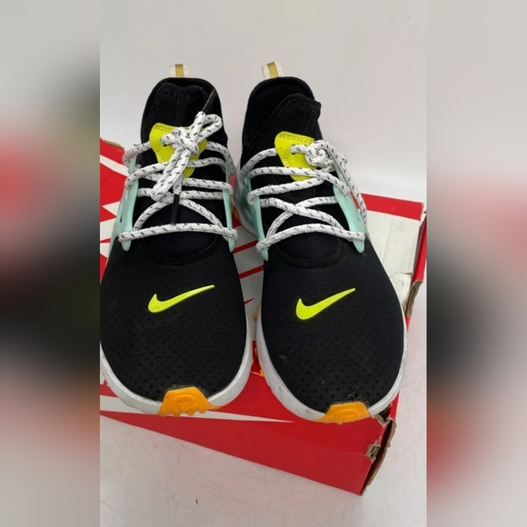 Nike React Prest Running Shoes Black/Psychic Pink/Teal Tint Women 10.5 or Men 9 - Picture 3 of 6
